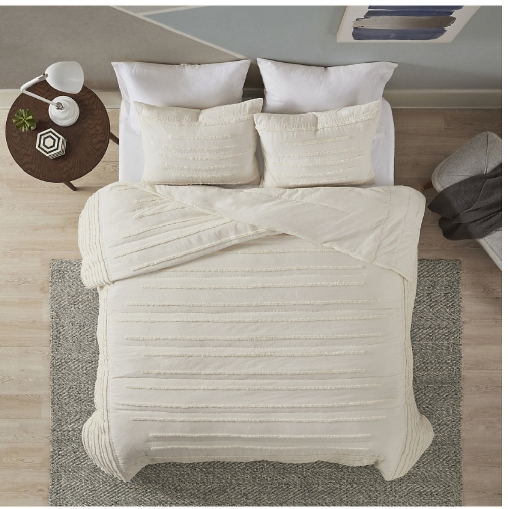 3-Piece Chenille Cotton Quilt Set with Shams - Picture 2 of 6
